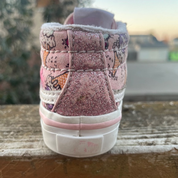 Baby Girl Vans - Picture 2 of 3